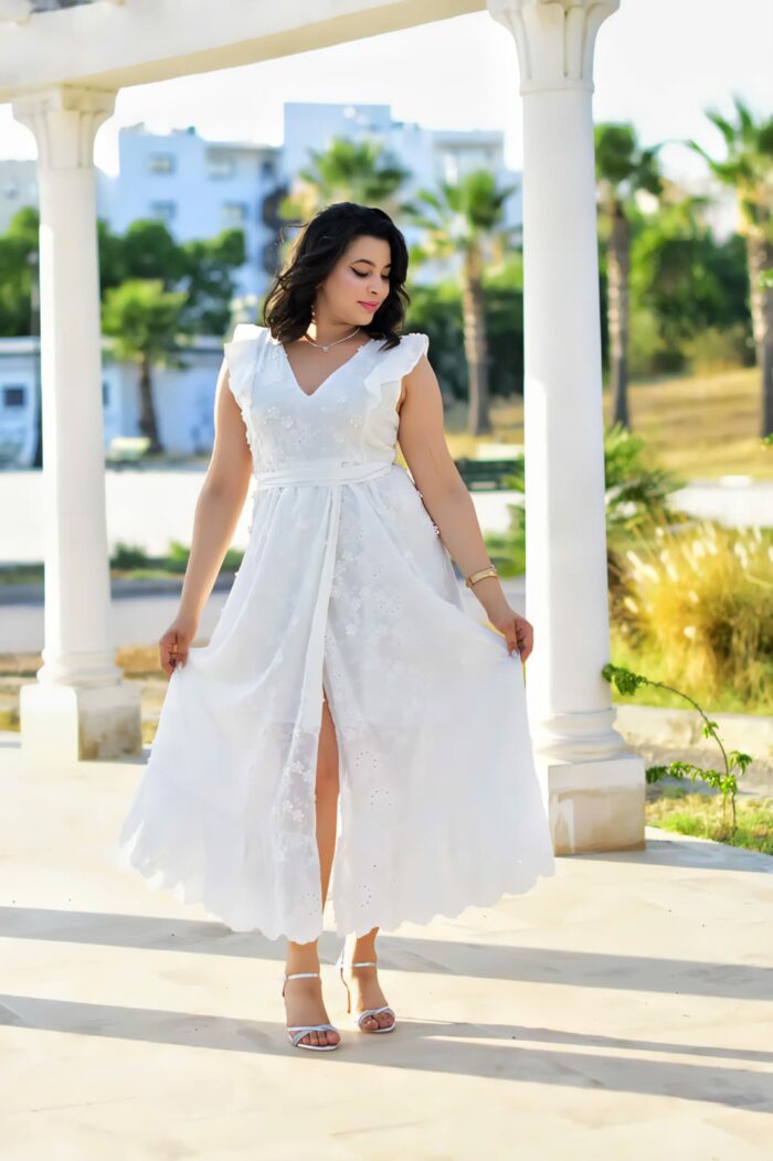 Beya's Dress – Image 1
